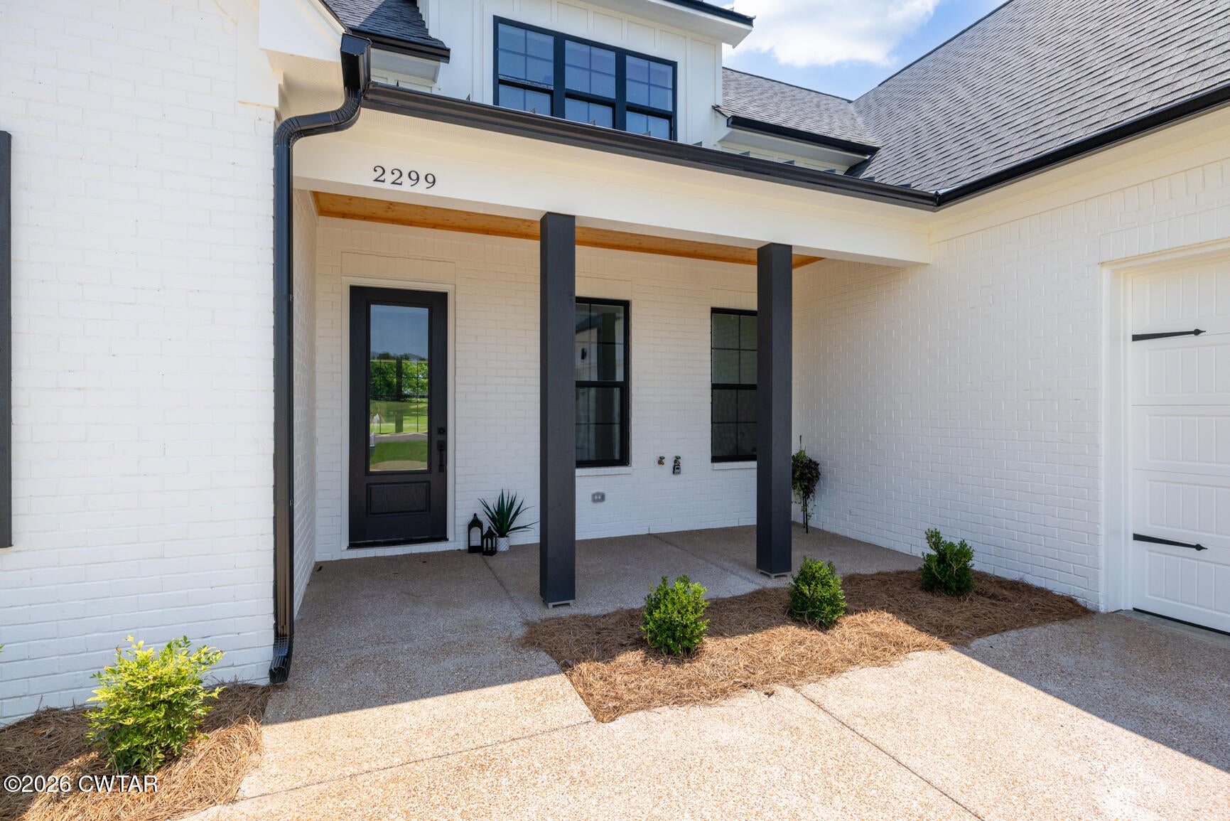 2299 Cherokee Trail