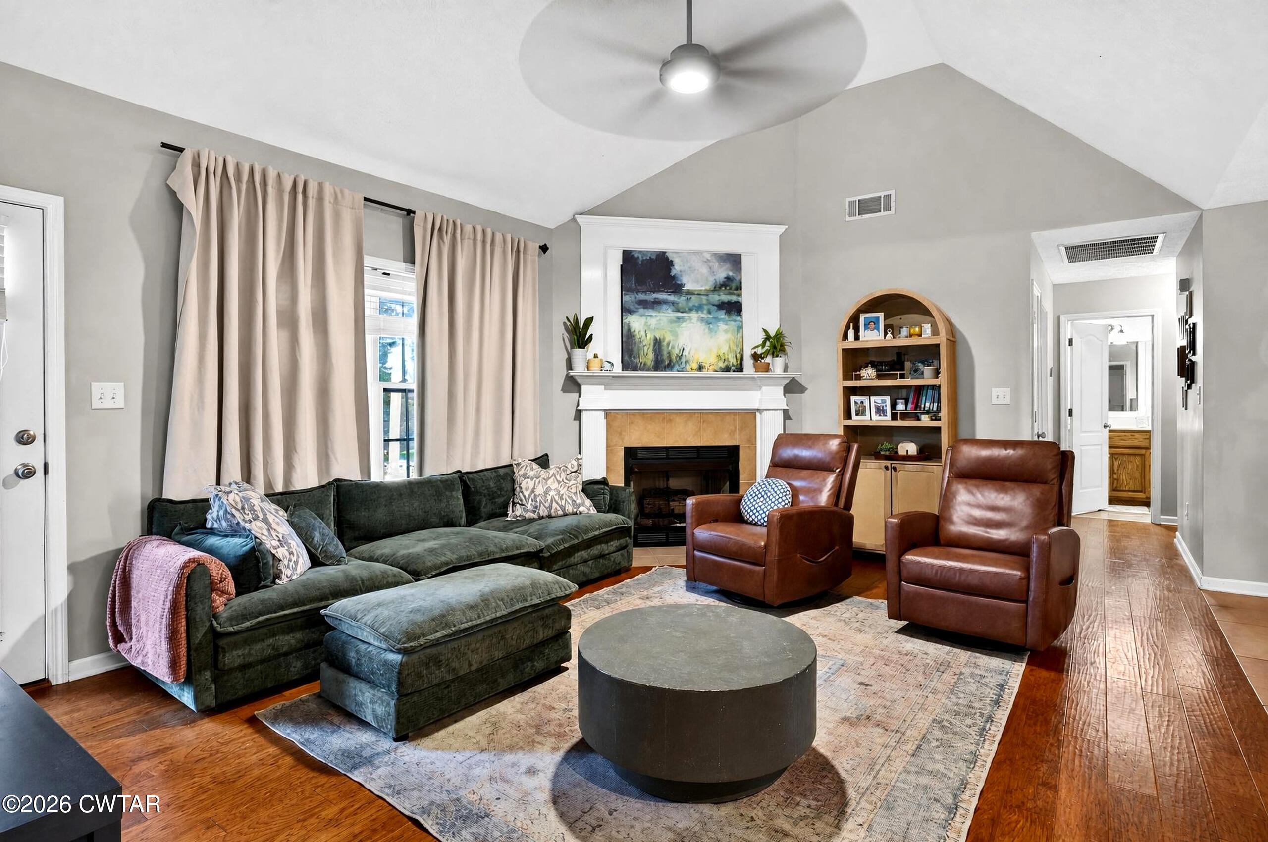 6072 Creekside Drive