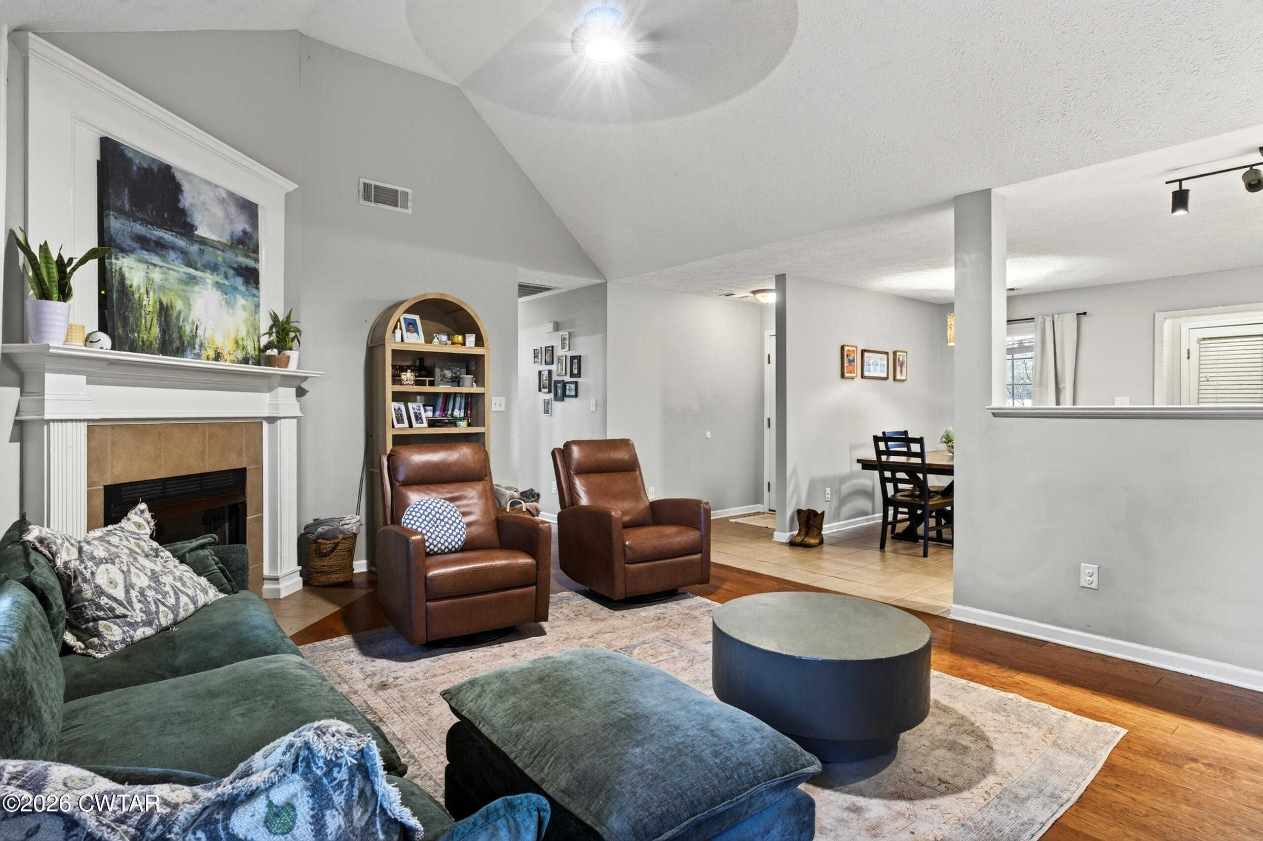 6072 Creekside Drive