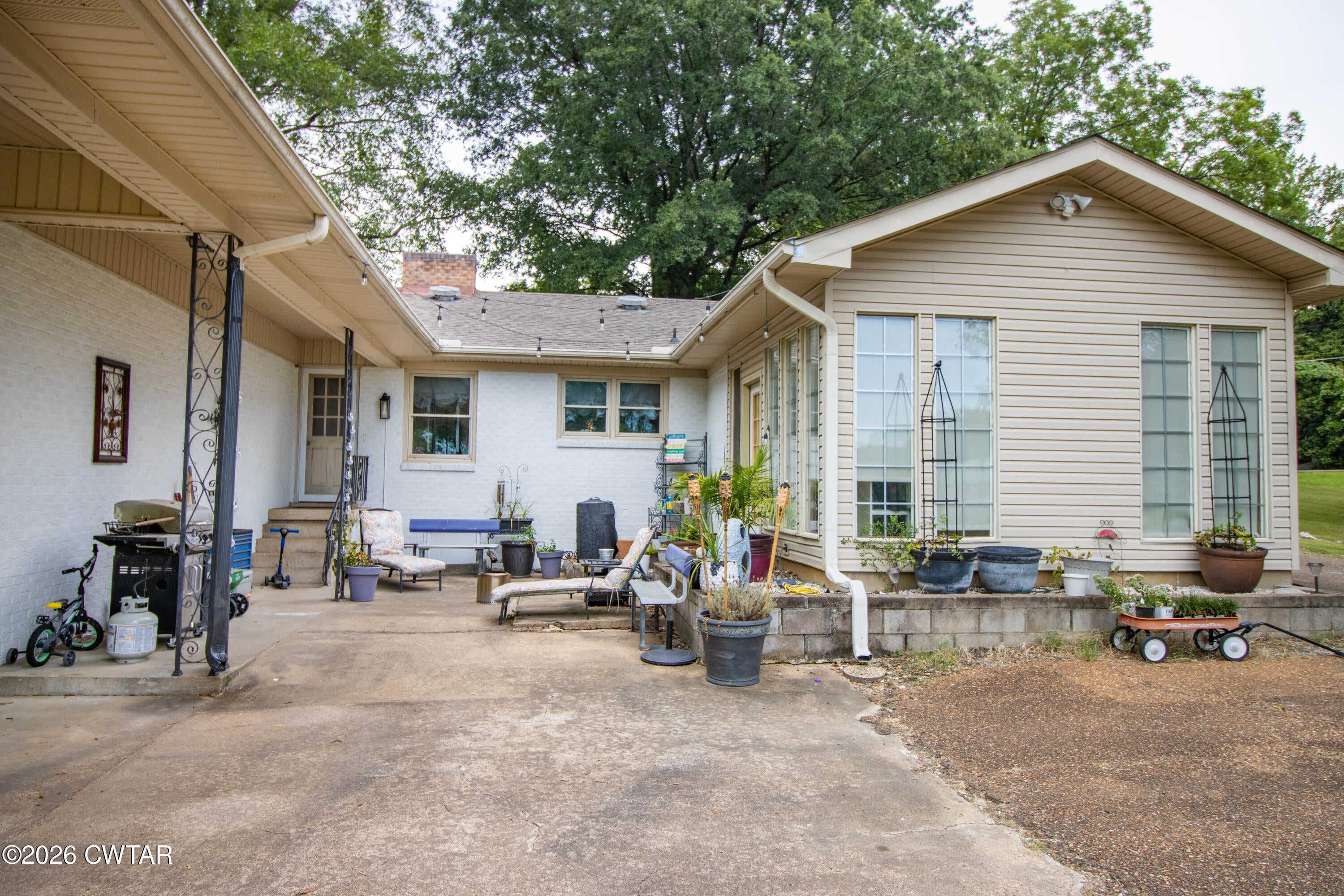 321 Lackey Lane