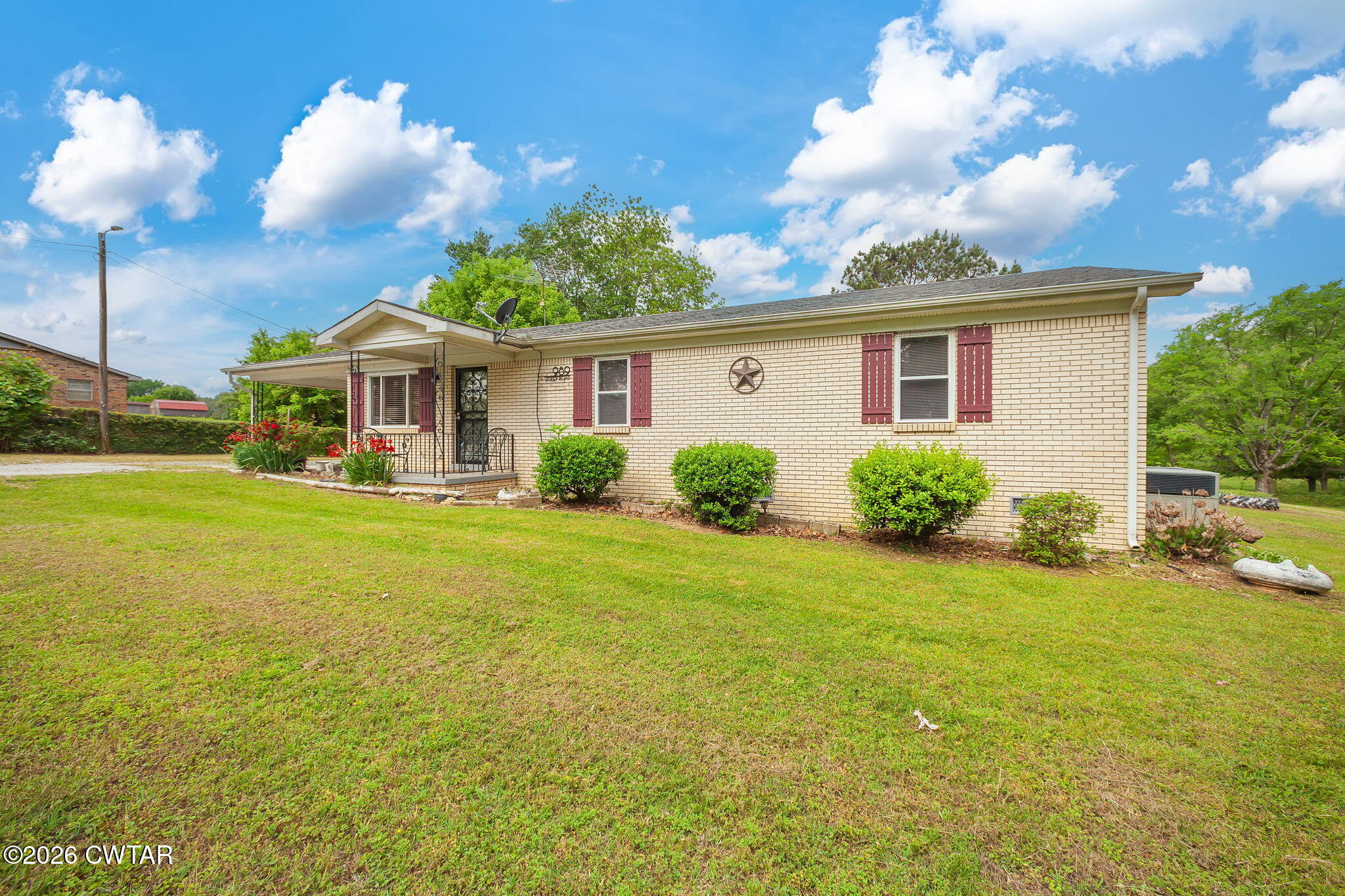 989 Tinsley Road