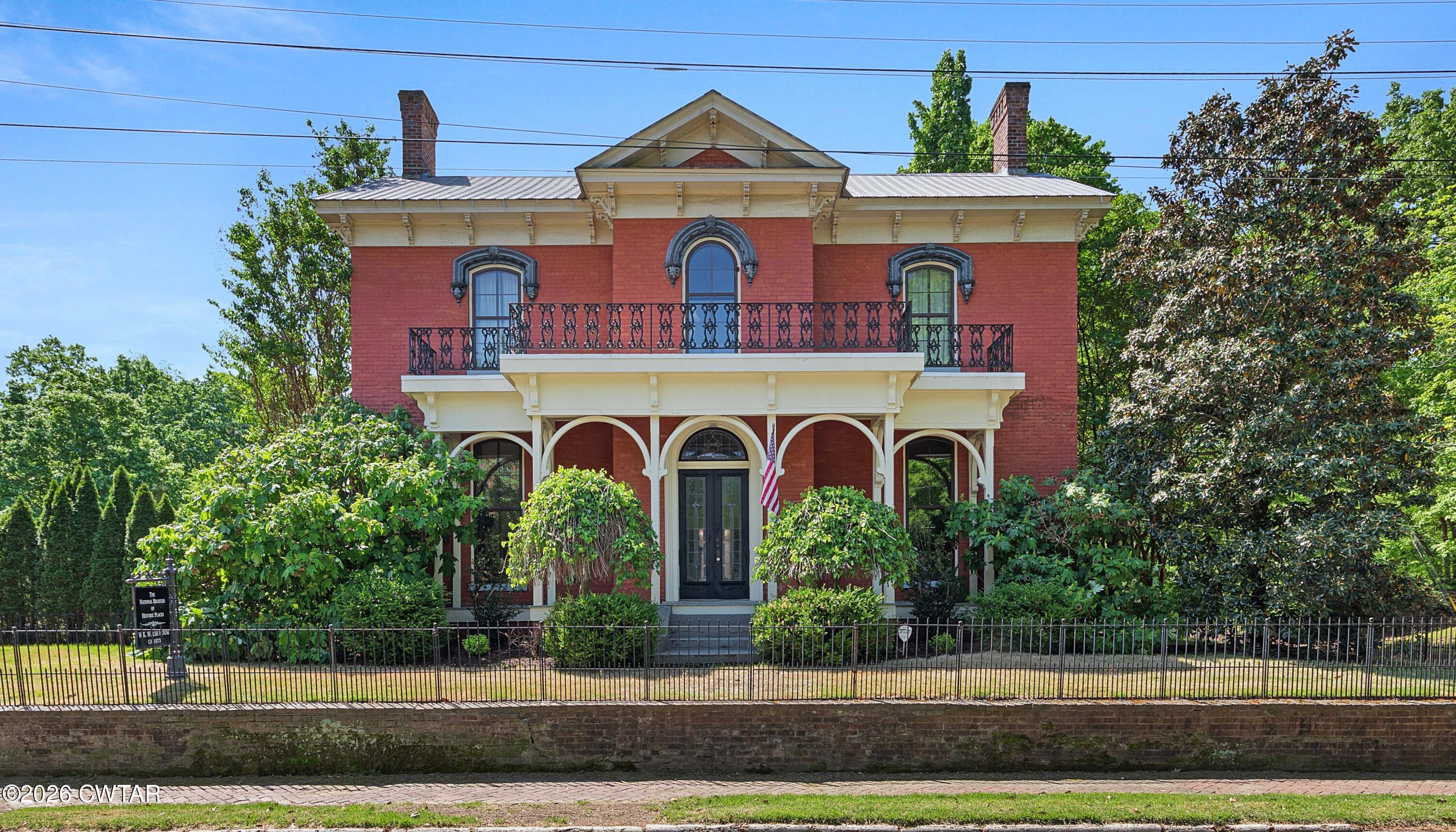 204 E Deaderick Street