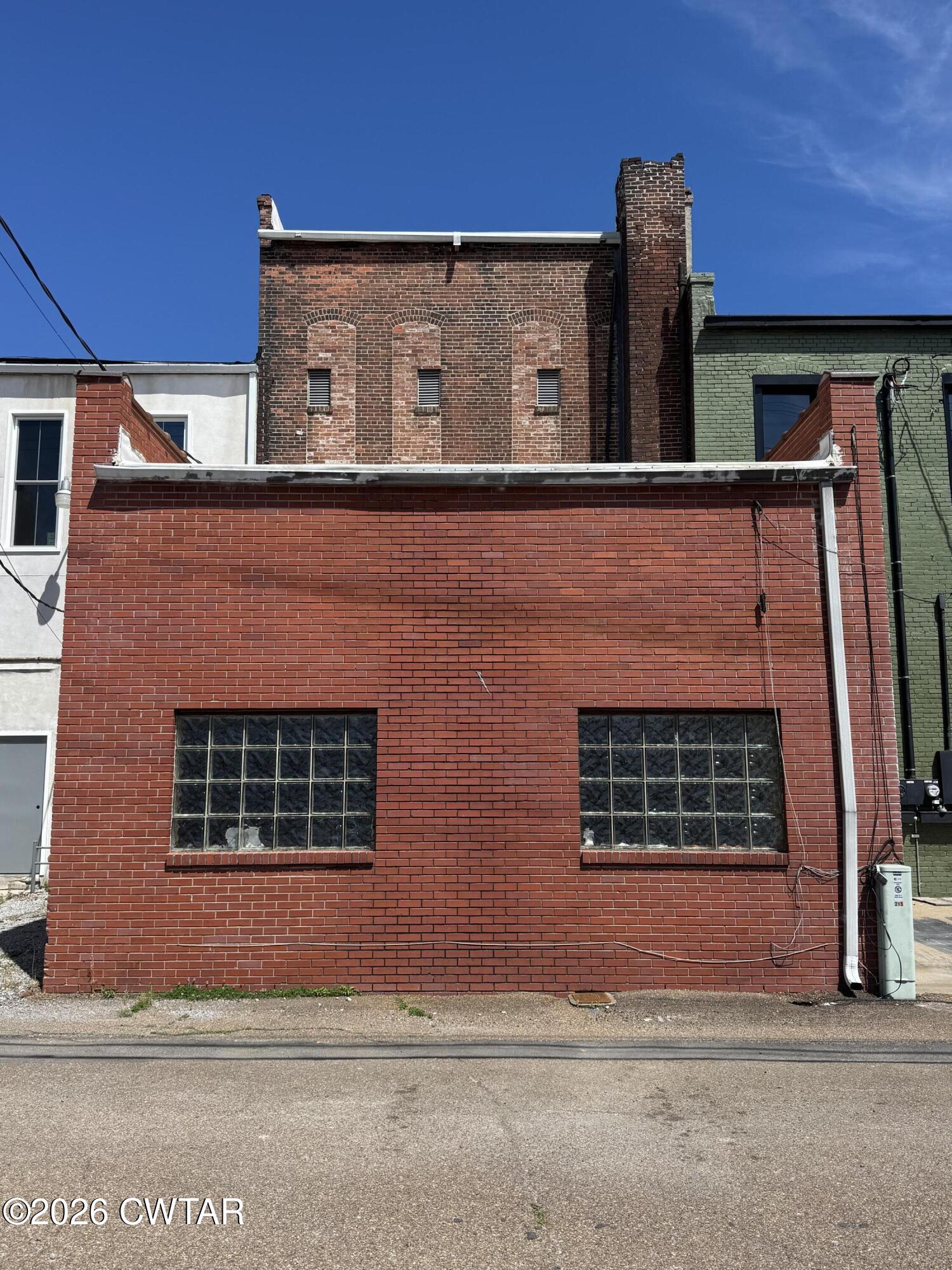 215 S 1st Street