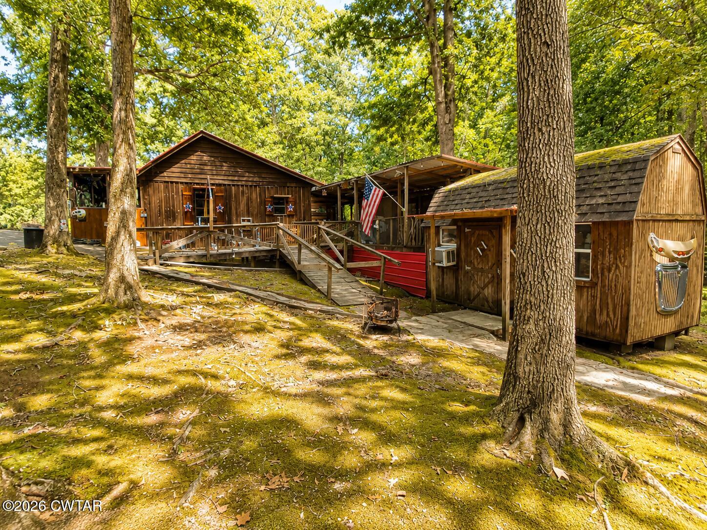 730 Lakeview Drive