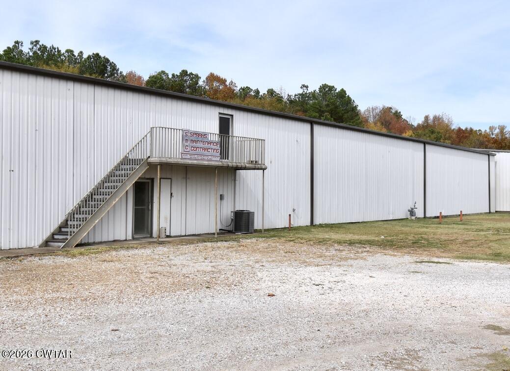 Photo 1 of 18 — 165 S Conalco Drive, Jackson, TN 38301