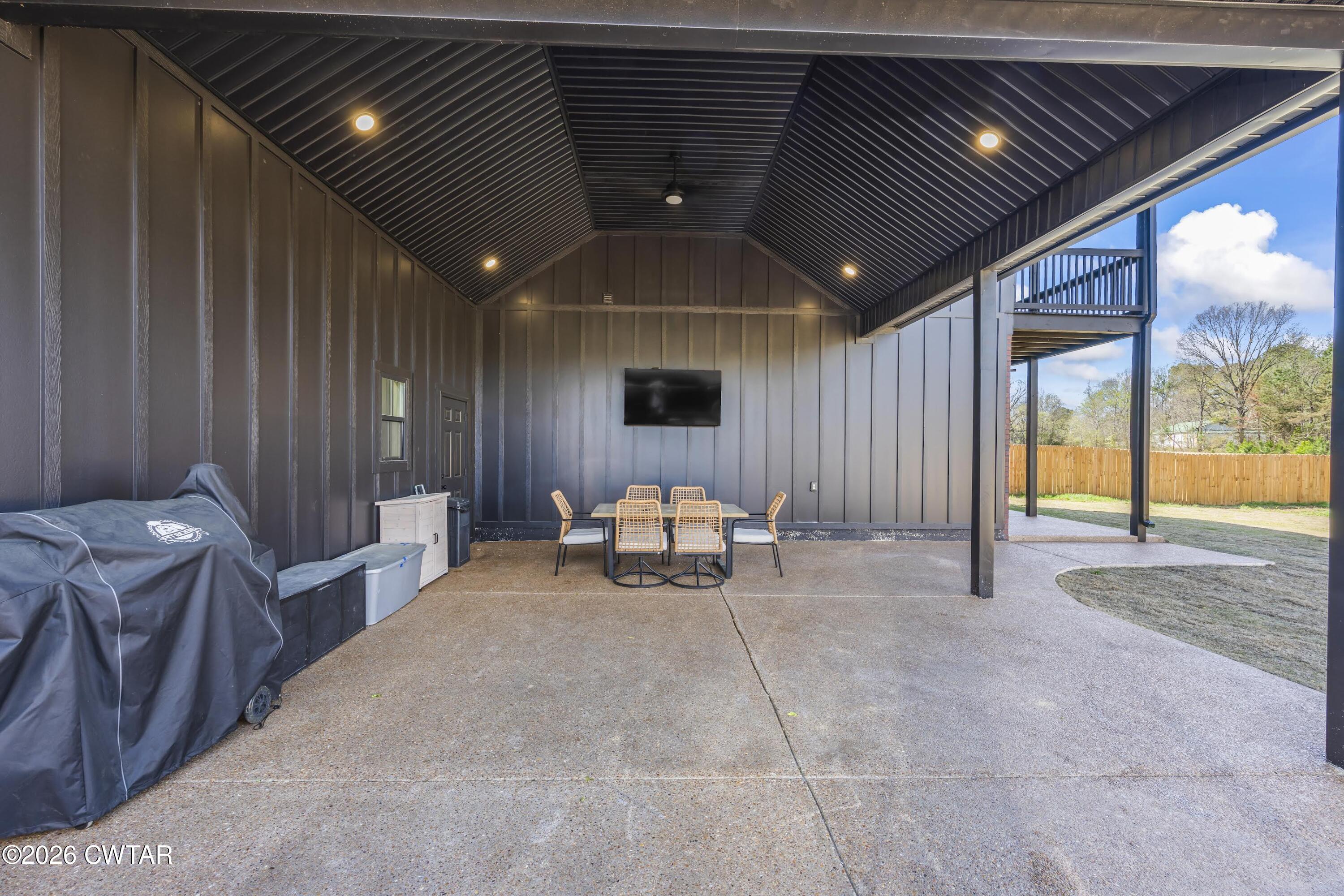 17 Roy Hargrove Road