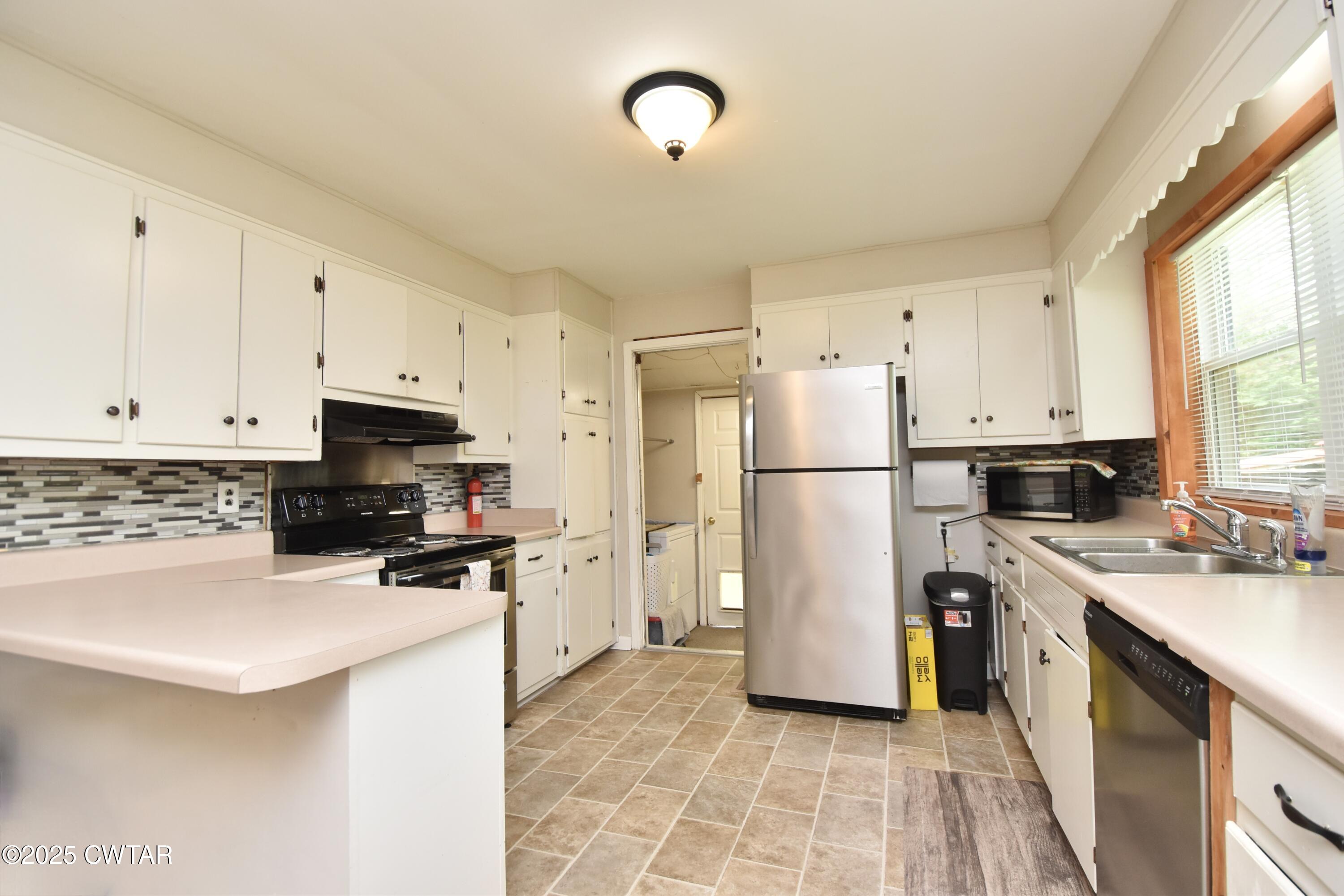 1215 New Union Loop
