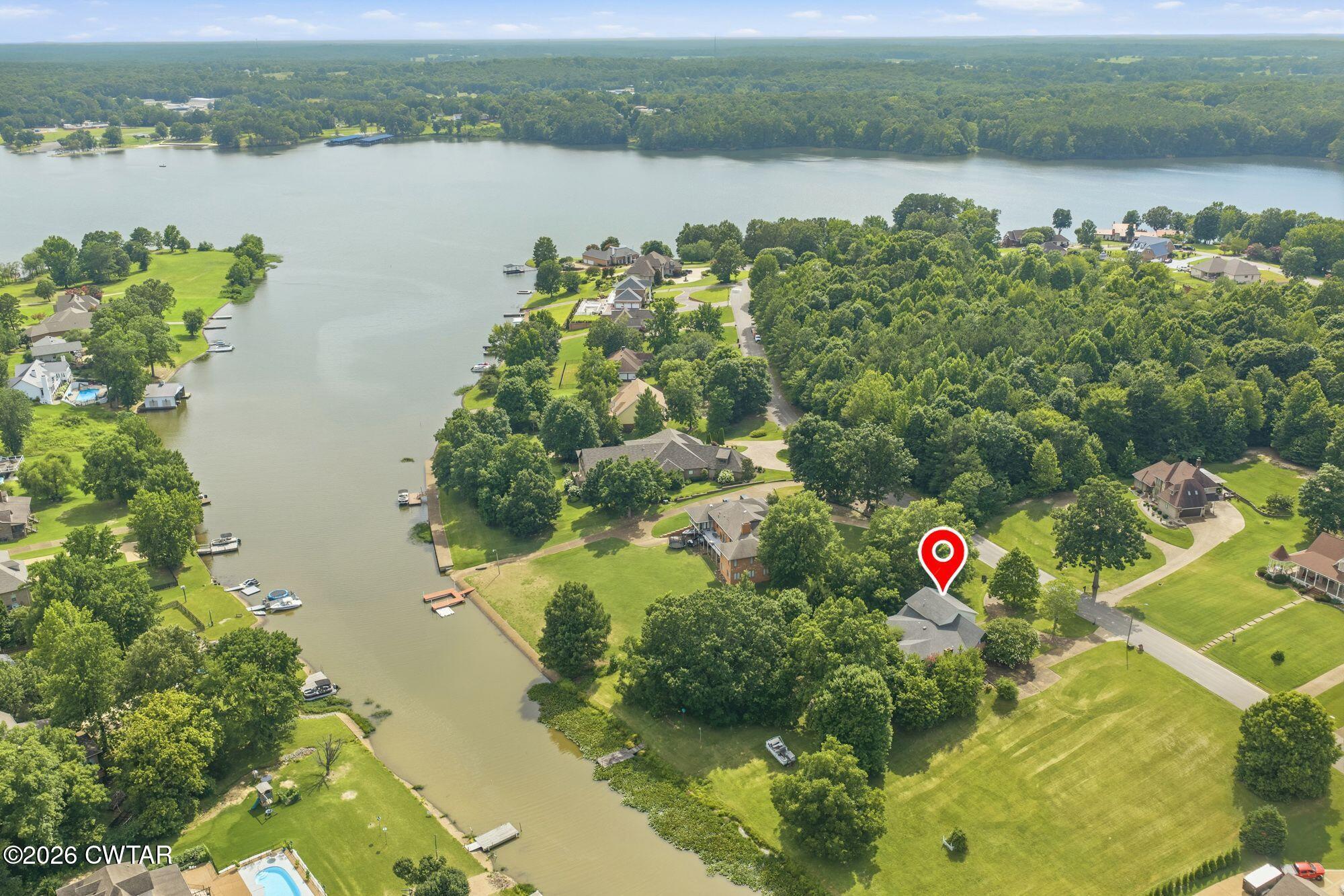 Photo 1 of 38 — 435 Lakeshore Drive, Lexington, TN 38351