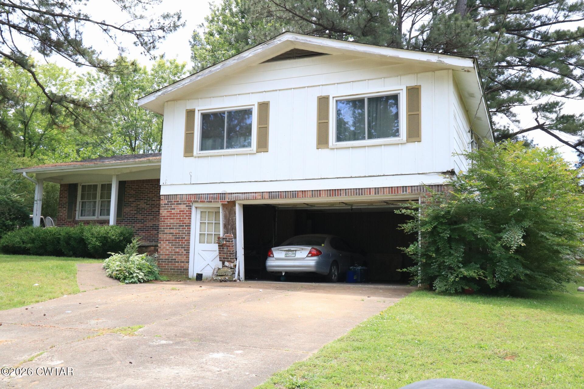 3120 N Circle Drive