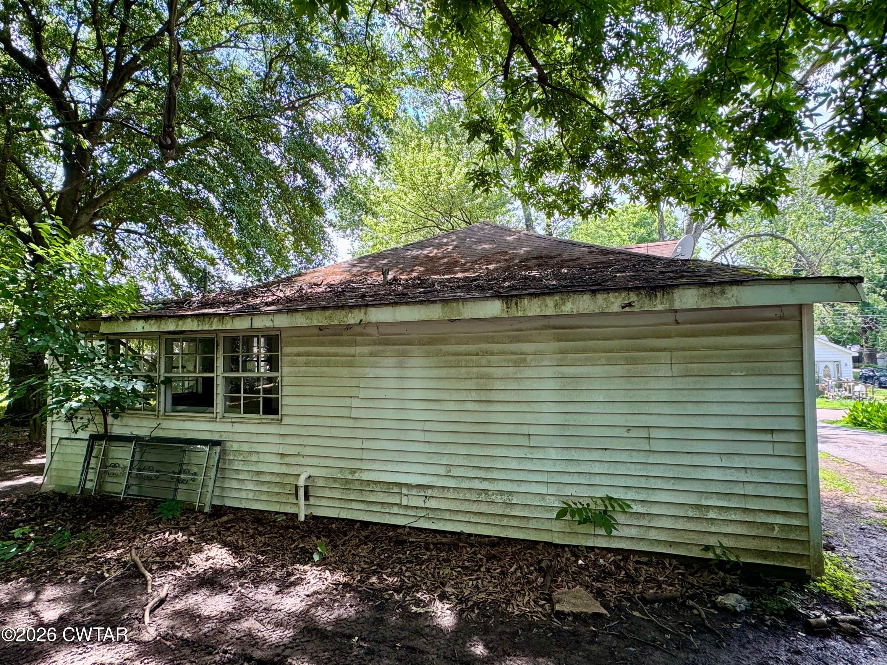 1206 Ewell Avenue