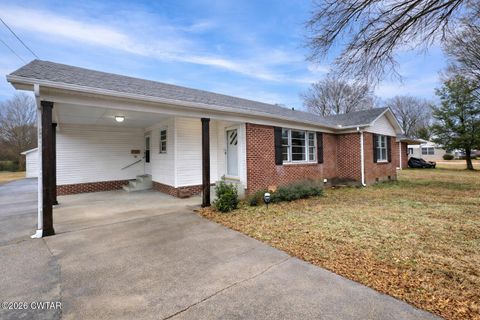 819 N 30th Avenue Humboldt TN 38343