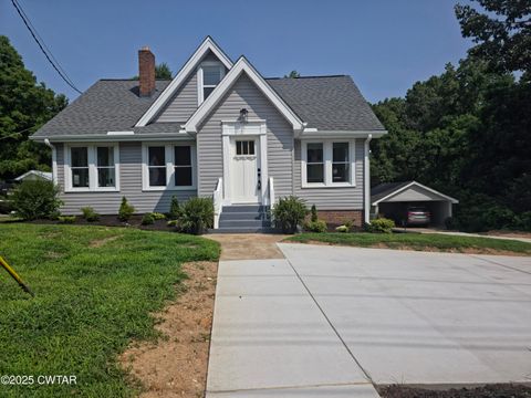 242 Broad Street N Lexington TN 38351