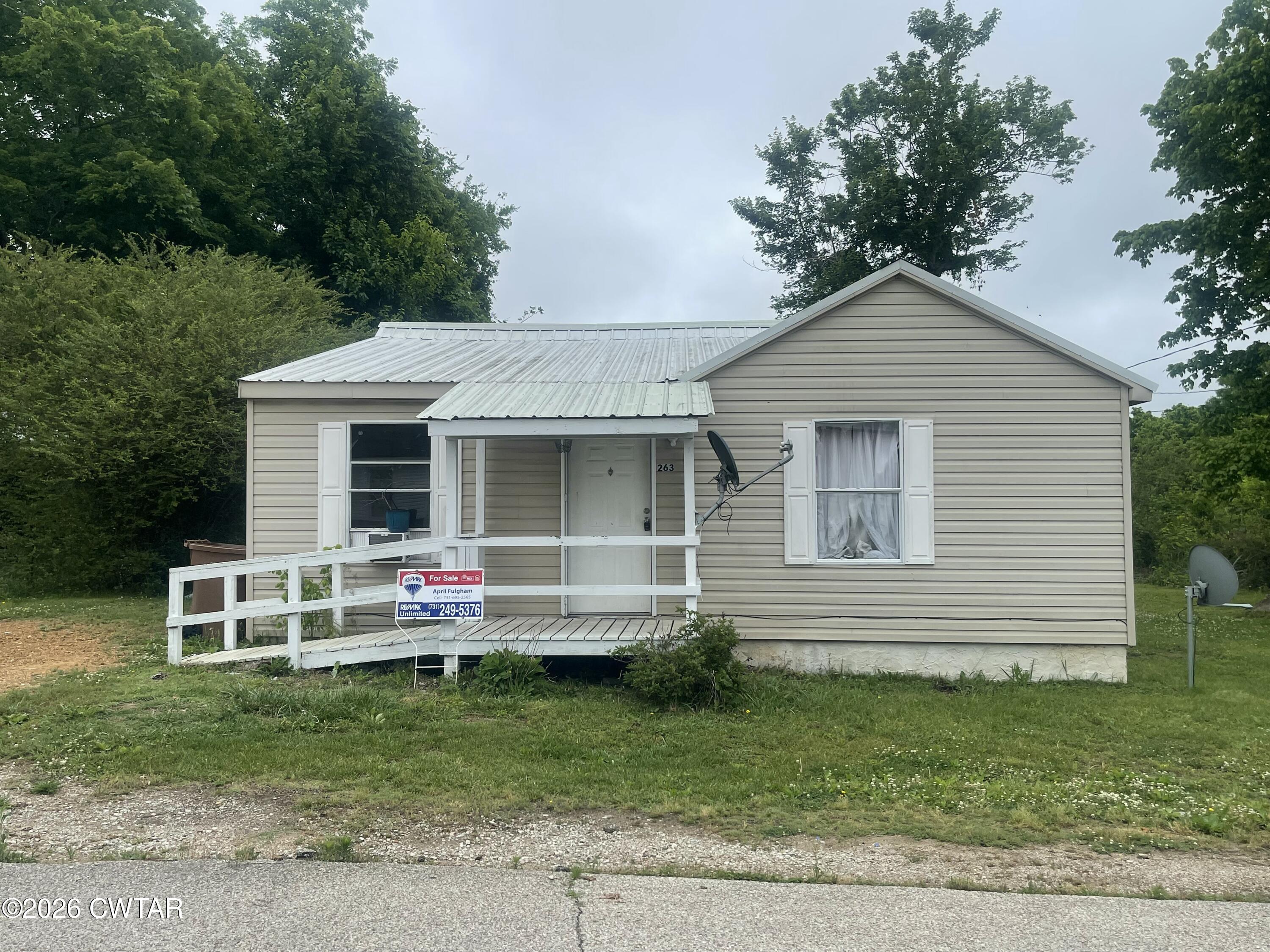 263 Reeves Street