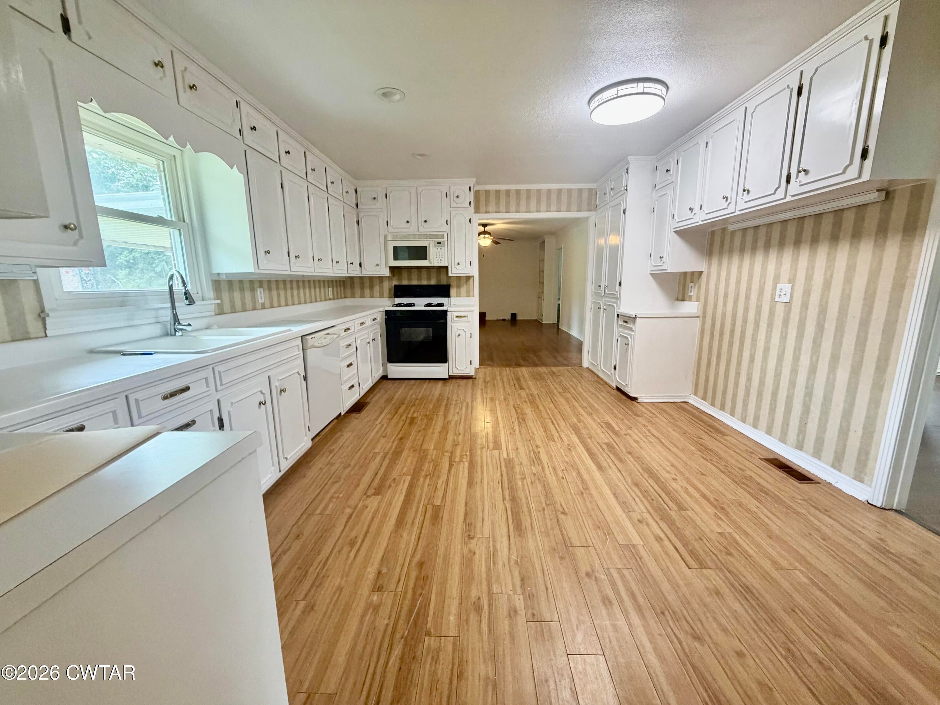 1023 Meadowbrook Drive