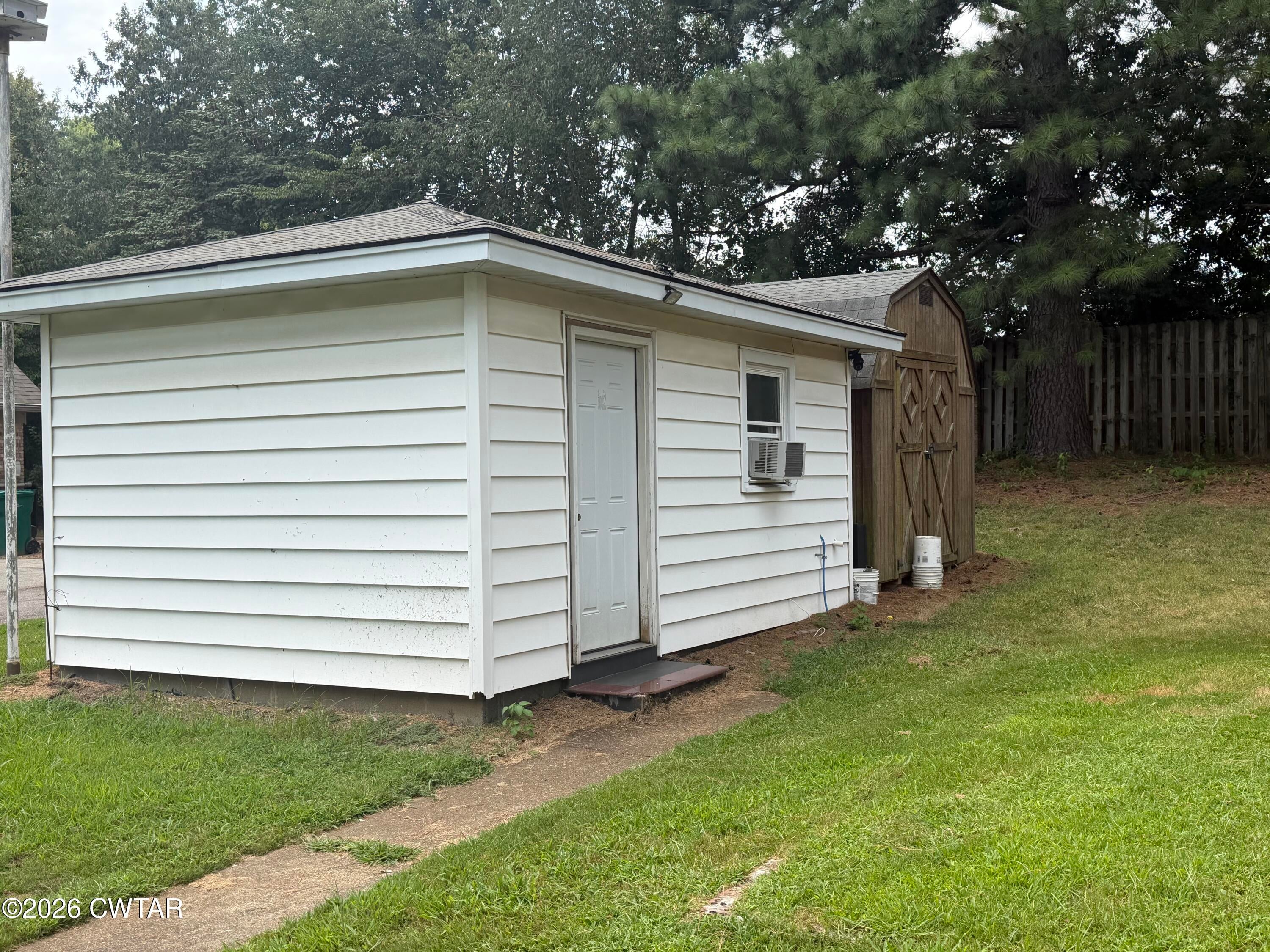 1023 Meadowbrook Drive