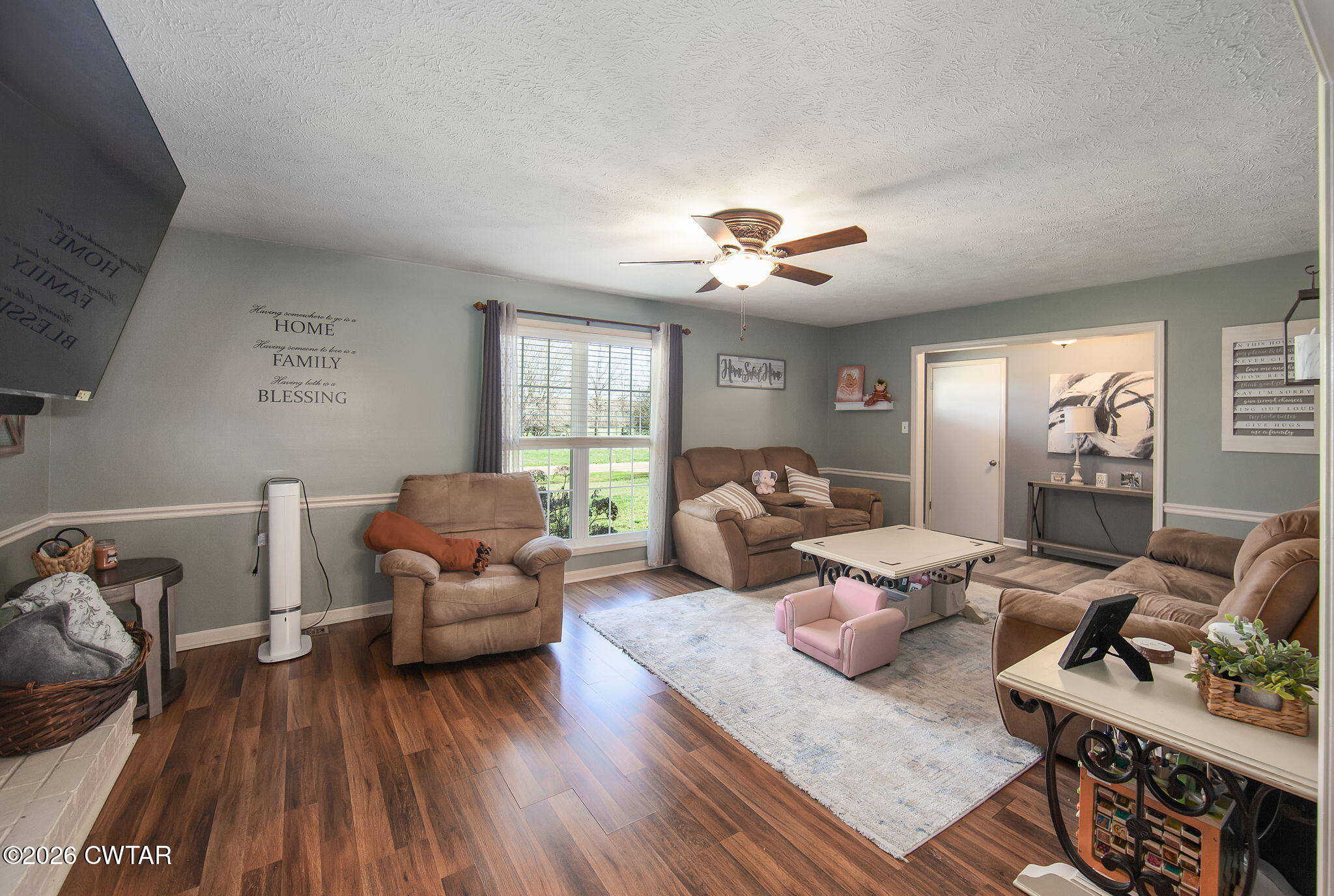 3867 Christmasville Road