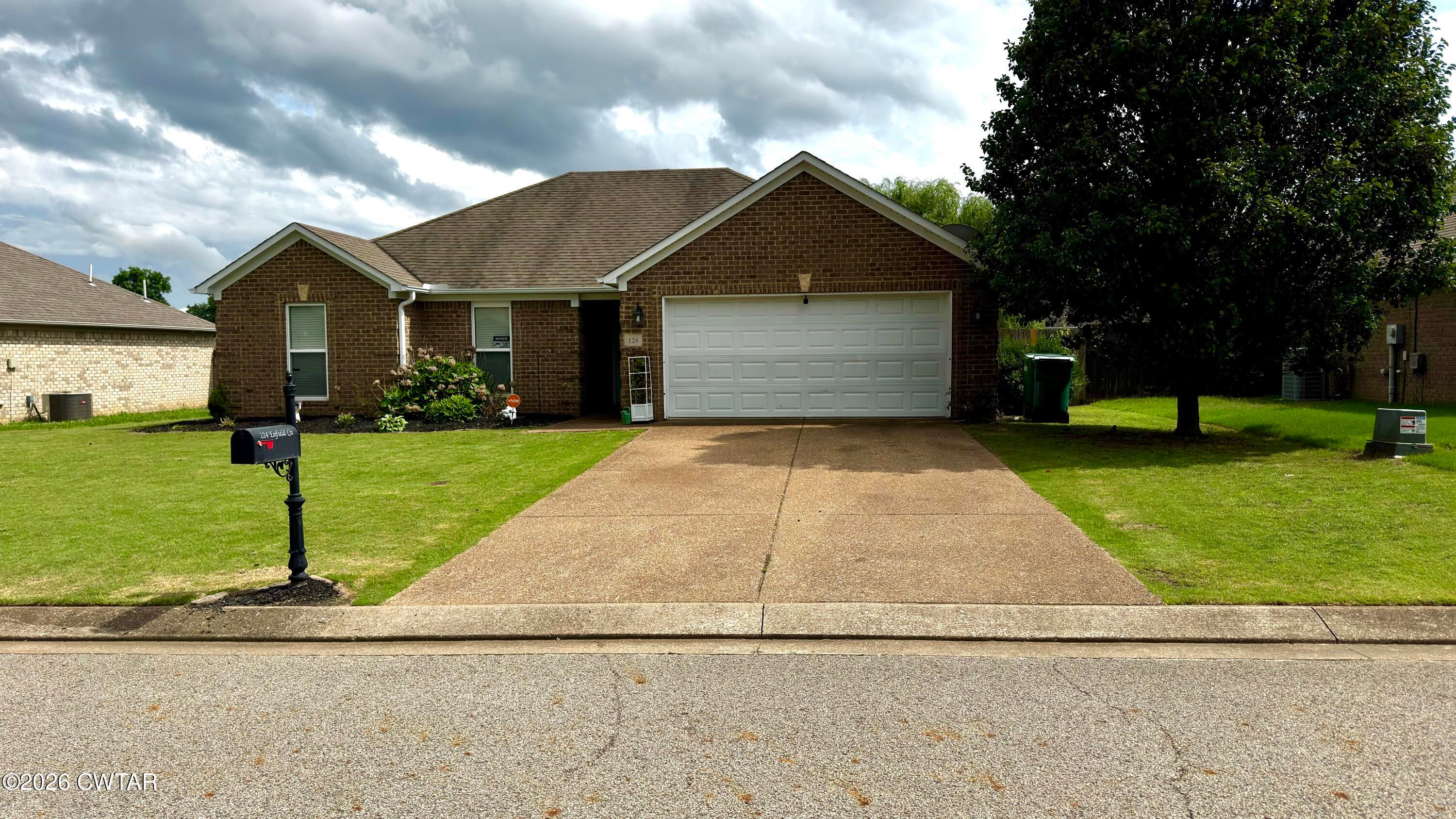 Photo 1 of 19 — 124 Enfield Cove, Medina, TN 38355