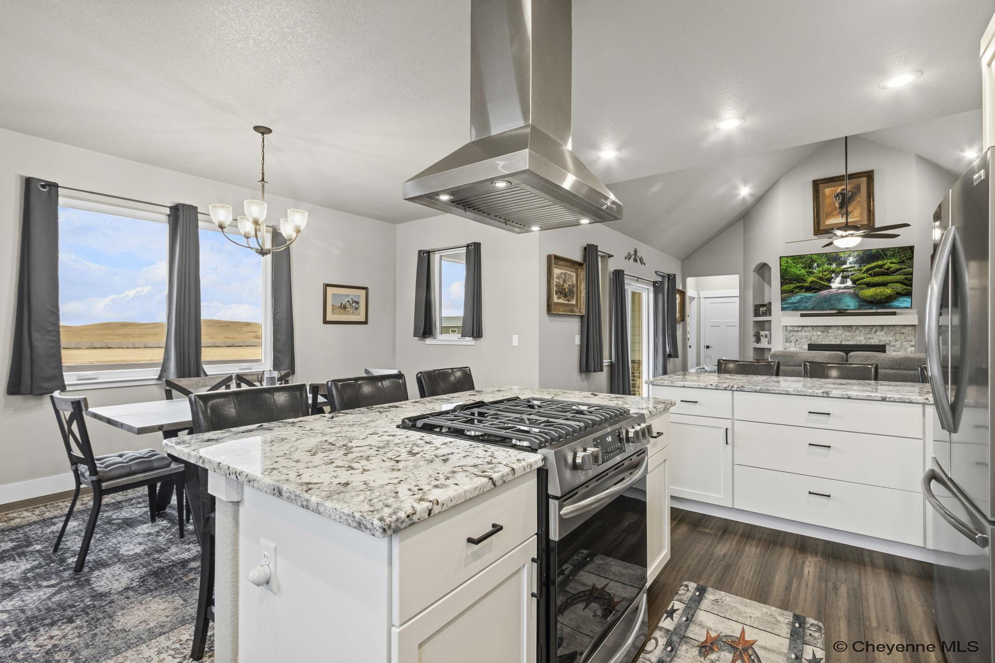 Cheyenne, Wyoming, 82009, United States, 6 Bedrooms Bedrooms, ,3 BathroomsBathrooms,Residential,Active,2009872