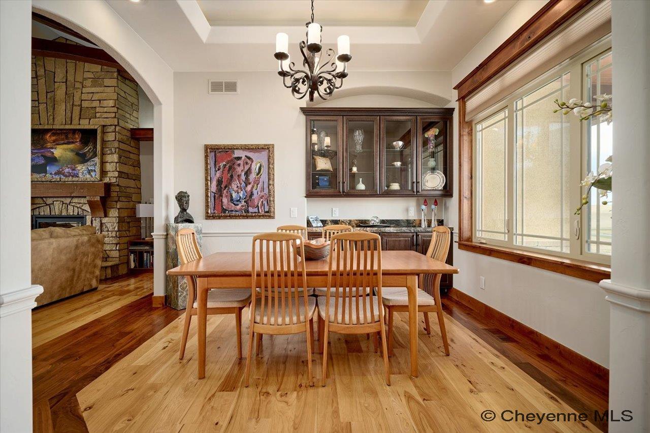 Cheyenne, Wyoming, 82009, United States, 6 Bedrooms Bedrooms, ,5 BathroomsBathrooms,Residential,Pending,2041611