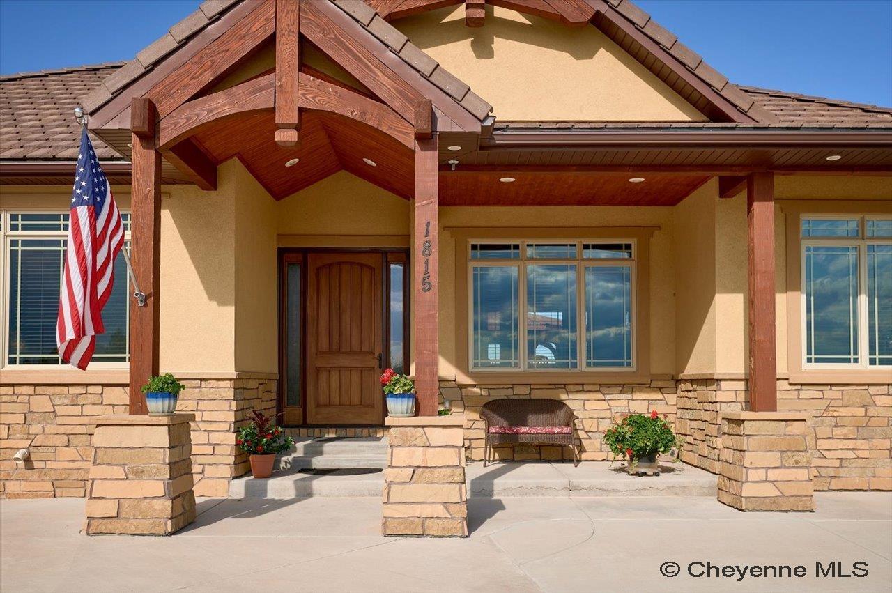Cheyenne, Wyoming, 82009, United States, 6 Bedrooms Bedrooms, ,5 BathroomsBathrooms,Residential,Pending,2041611