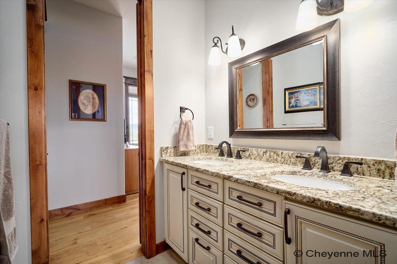 Cheyenne, Wyoming, 82009, United States, 6 Bedrooms Bedrooms, ,5 BathroomsBathrooms,Residential,Pending,2041611