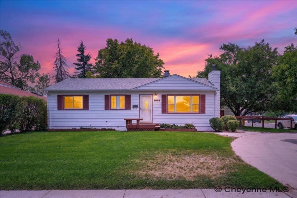 3905 E 8TH ST, CHEYENNE, WY 82001 - Image 3b58abd936b7cfca2ed1ee7e6f1a289b/1357418073