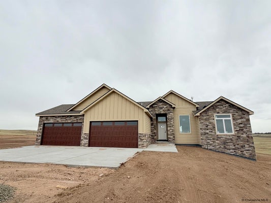 2790 COACHMAN LN, CHEYENNE, WY 82009 - Image 83d876fa6b131e73c4e26c5df68b38ff/3847879640
