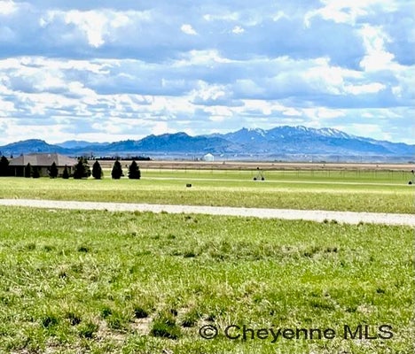2 PRONGHORN RD, LARAMIE, WY 82070 - Image abb863f7e40e1eee1cbaeb64102fd3d8/4241621853