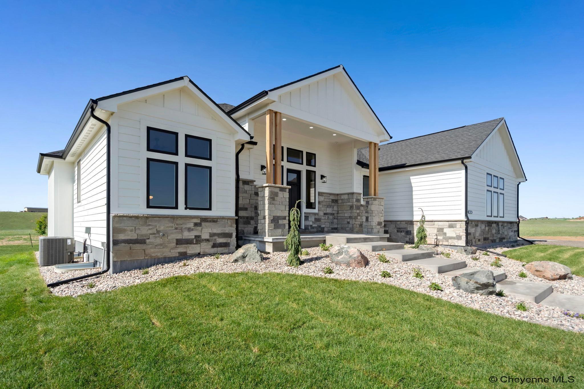 Cheyenne, Wyoming, 82009, United States, 6 Bedrooms Bedrooms, ,5 BathroomsBathrooms,Residential,Active,2031784