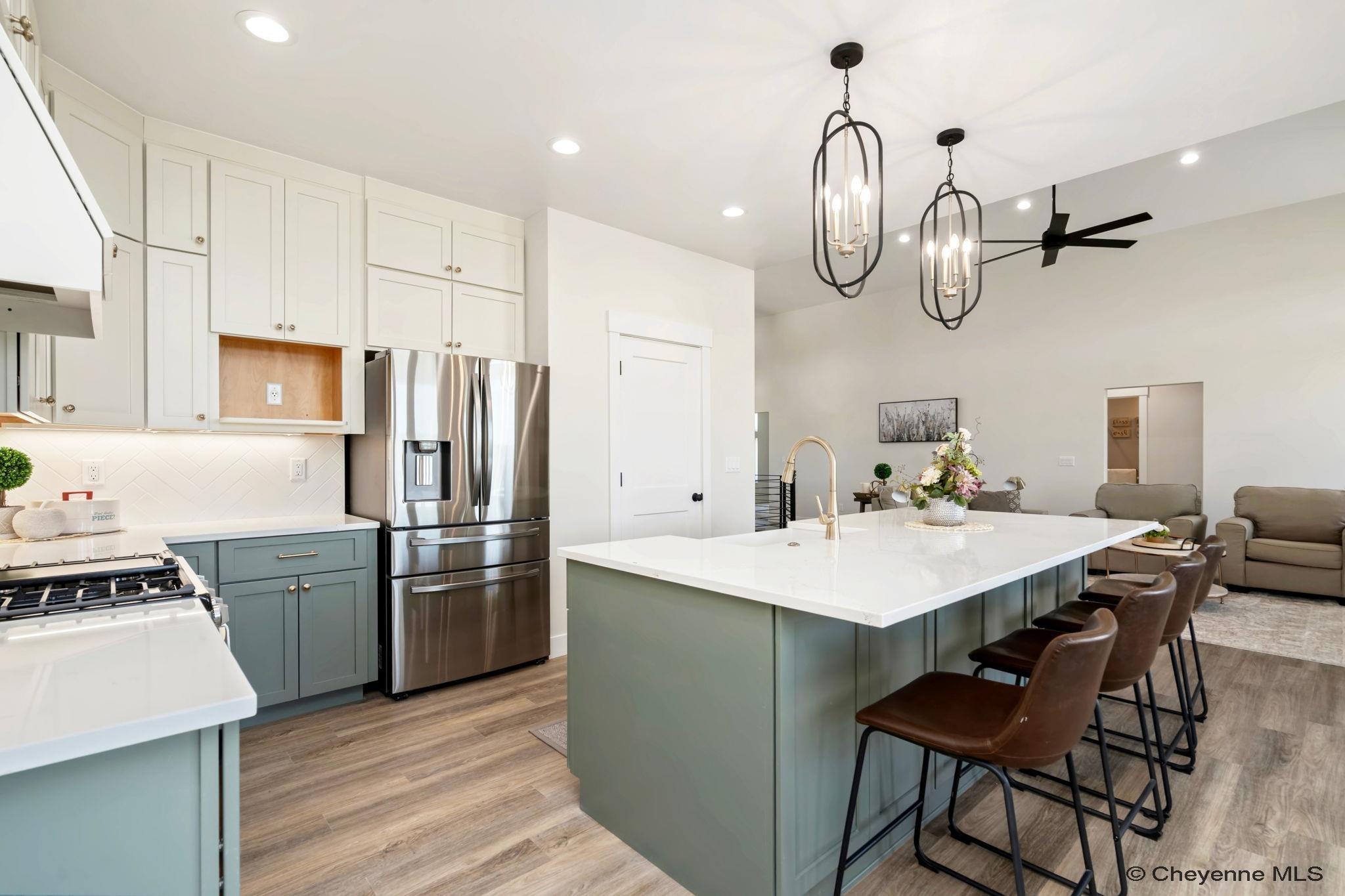 Cheyenne, Wyoming, 82009, United States, 6 Bedrooms Bedrooms, ,5 BathroomsBathrooms,Residential,Active,2031784