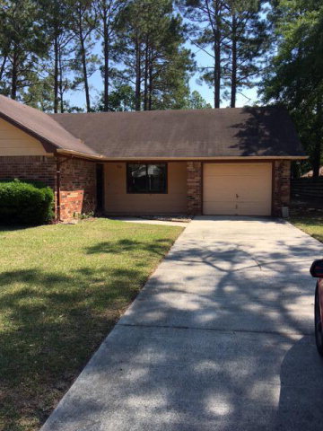 Photo 1 of 25 — 710 Little John Drive, Hinesville, GA 31313