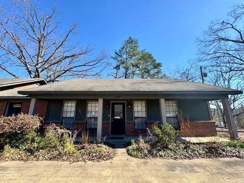 Photo of 122 Countryview Lane, OXFORD, MS 38655 (MLS # 164603)