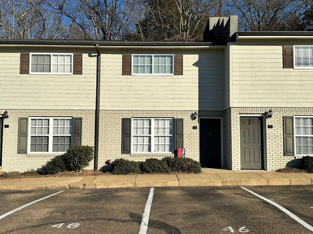 Photo of 46 1802 West Jackson Ave, OXFORD, MS 38655 (MLS # 164566)