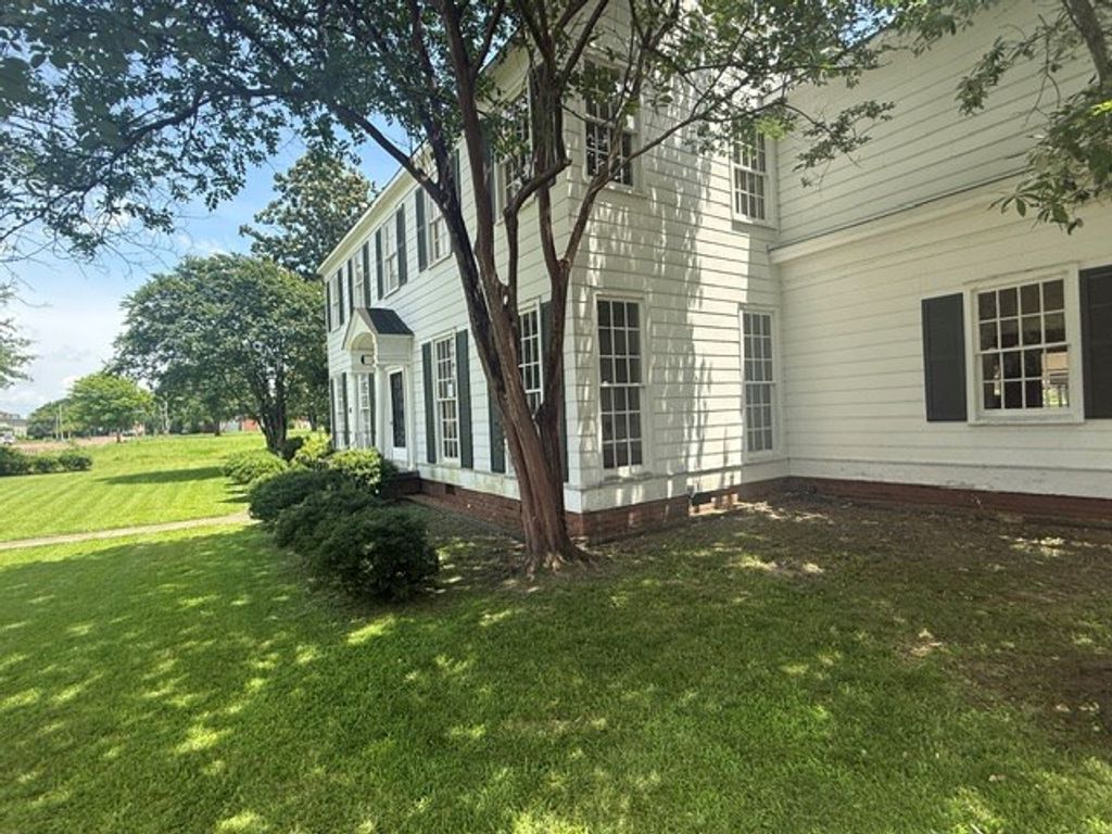 Photo of 154 W 2nd Street, CLARKSDALE, MS 38614 (MLS # 167650)