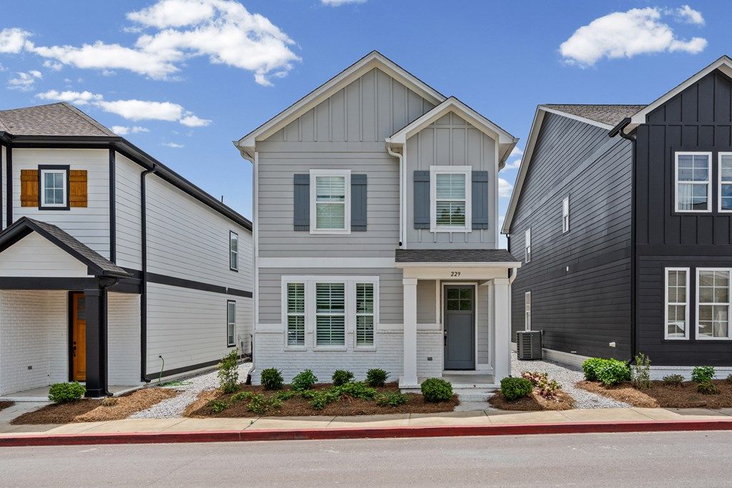 Photo of 229 Honeysuckle Way, OXFORD, MS 38655 (MLS # 167350)
