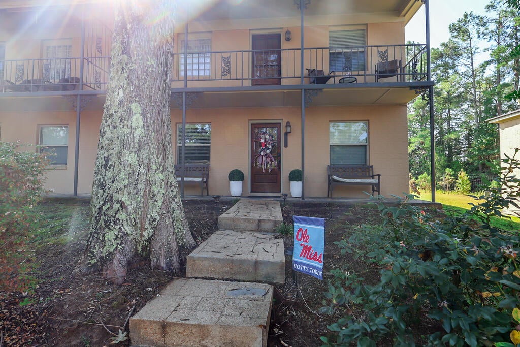 Photo of OXFORD, MS 38655 (MLS # 168398)