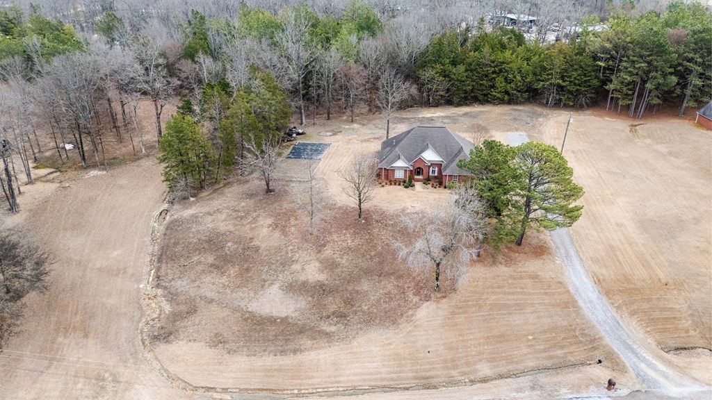 Photo of 156 Quail Valley Rd, TUPELO, MS 38801 (MLS # 164680)