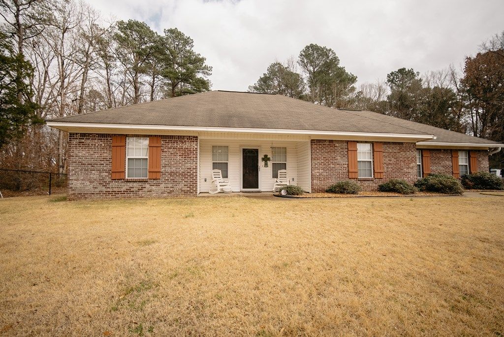 Photo of 34599 Ms 8, Gore Springs, MS 38929 (MLS # 162369)