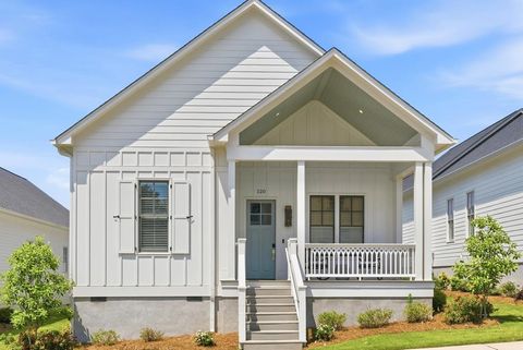 Photo of 120 Cincinnatus Blvd, OXFORD, MS 38655 (MLS # 167482)