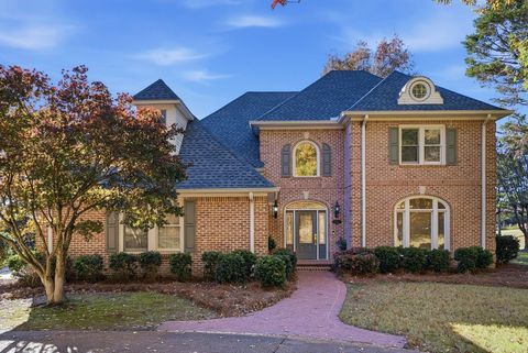 Photo of 1202 Old Lake Cove, OXFORD, MS 38655 (MLS # 167370)