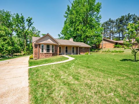 Photo of 122 Hemlock Rd, BATESVILLE, MS 38606 (MLS # 167264)