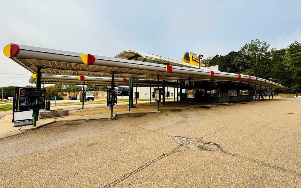 Photo of 210 W. Calhoun Street, BRUCE, MS 38915 (MLS # 161977)