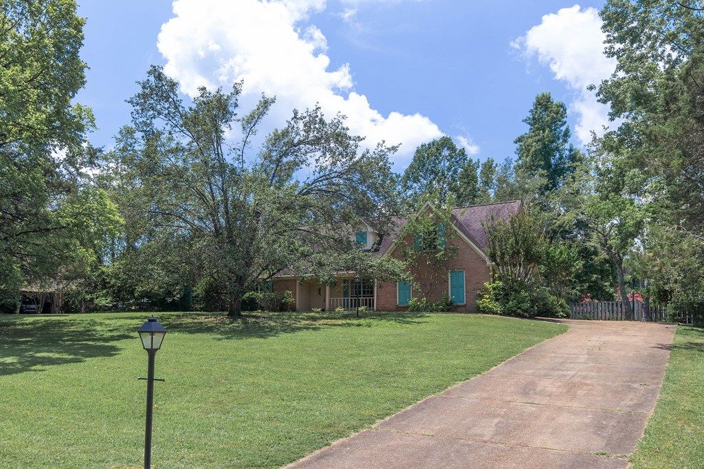 Photo of OXFORD, MS 38655 (MLS # 167967)