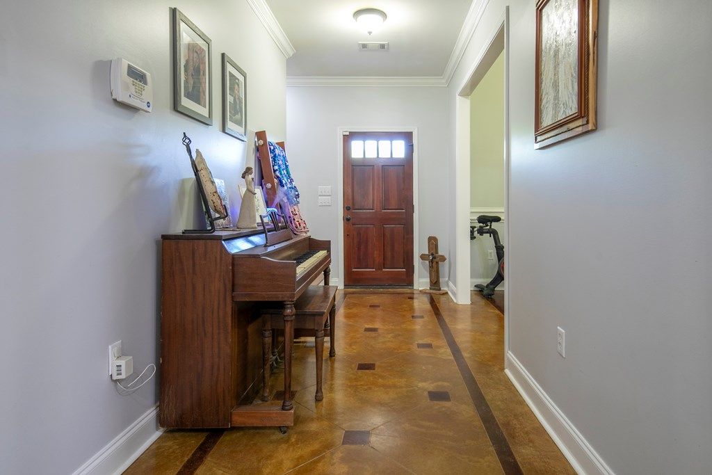 Photo of 111 Brookside Drive, OXFORD, MS 38655 (MLS # 164698)