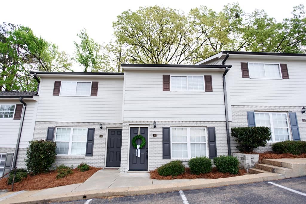 Photo of 1802 Jackson Ave W #32 Ave, OXFORD, MS 38655 (MLS # 167085)