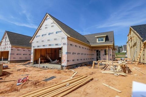 Photo of 449 South Grove Drive, OXFORD, MS 38655 (MLS # 167135)