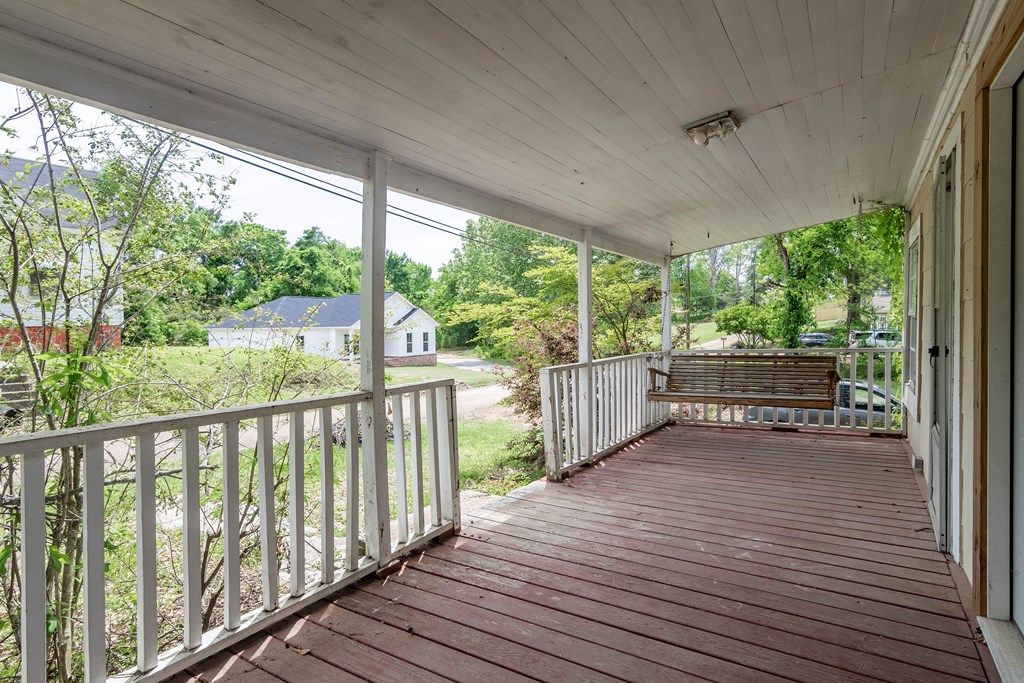 Photo of 109 Griffin Street, WATER VALLEY, MS 38965 (MLS # 167505)