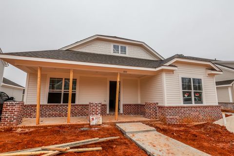 Photo of 1018 Nuttall Oak Drive, OXFORD, MS 38655 (MLS # 164500)