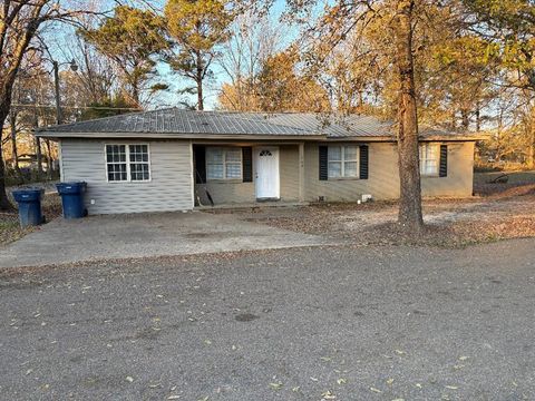 Photo of 107 Warner, BATESVILLE, MS 38606 (MLS # 162266)