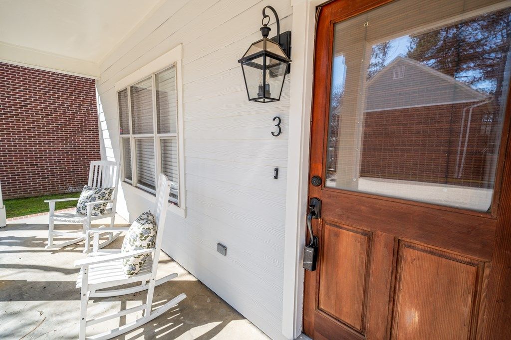 Photo of 951 Frontage Road #3 Rd, OXFORD, MS 38655 (MLS # 164690)